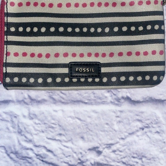 Fossil Eliza Wristlet Wallet Pink Dots - Picture 3 of 4